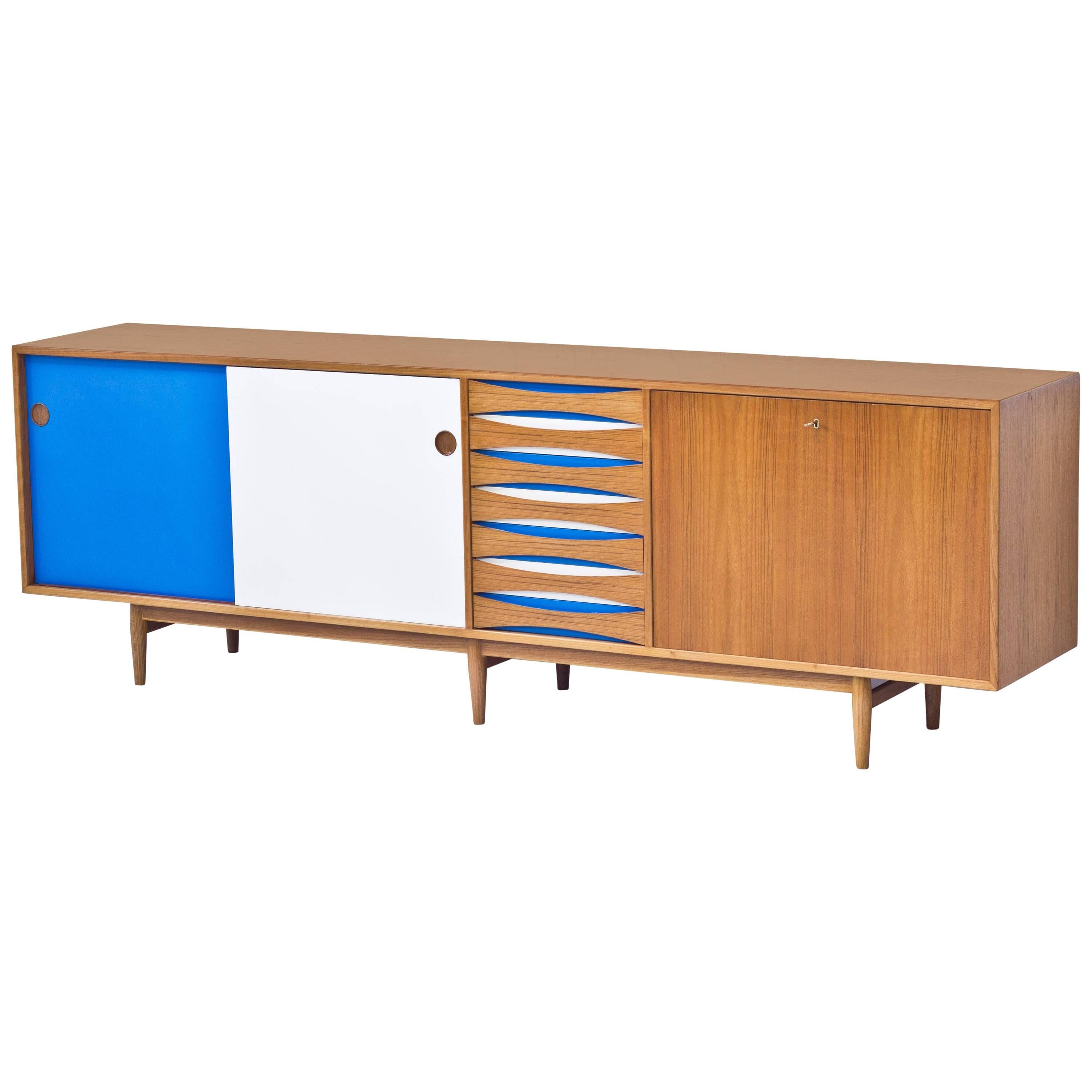 Sideboard Model 29A by Arne Vodder