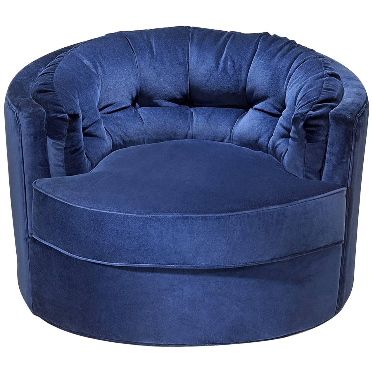 Kalaha Armchair in Blue Velvet or Turquoise Velvet For Sale