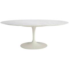 Saarinen Oval Tulip Coffee Table in Gloss Carrara Marble