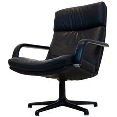 Perfect Original Artifort Swivel Lounge Chair F141 by Geoffrey Harcourt 3