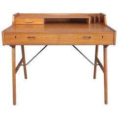 Mid-Century Modern Danish Teak Desk Model No65 by Arne Wahl Iversen 4