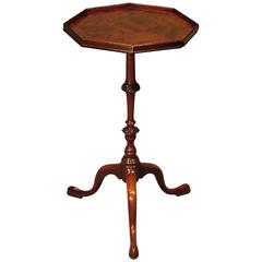 Fine 18th Century Mahogany Tripod Table 4