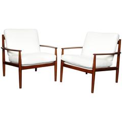 Pair of Mid-Century Teak Wood Chairs, Flat Armrest Slatted Back Round Tapered