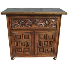 Late 17th-Early 18th Century Carved Walnut Castilian Credenza with Drawer