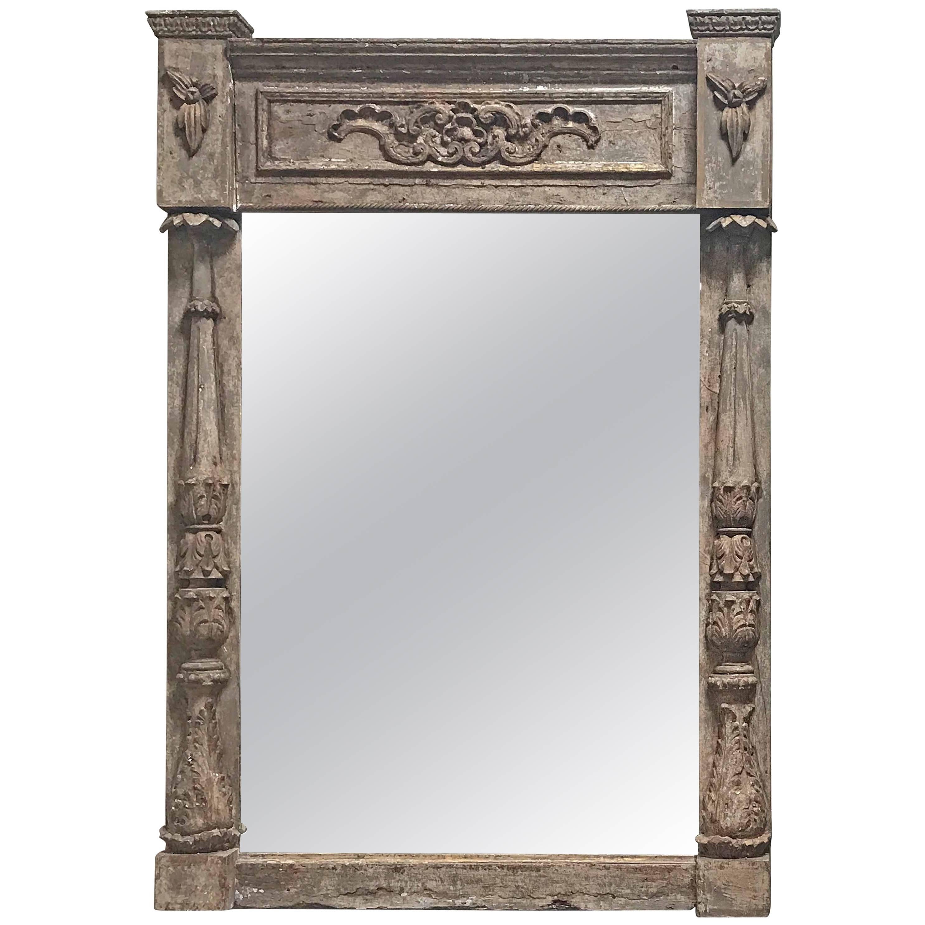 Miroir architectural ancien avec cadre doré à la feuille, vers 1850 en vente