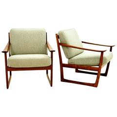 Hvidt & Mølgaard, a Pair of Lounge Chairs and a Sofa, Rosewood, FD130