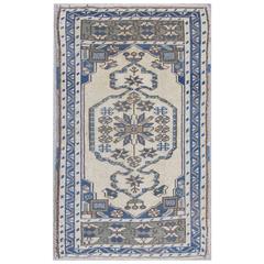 Vintage Oushak Rug from Turkey with Central Medallion Design in Royal Blue