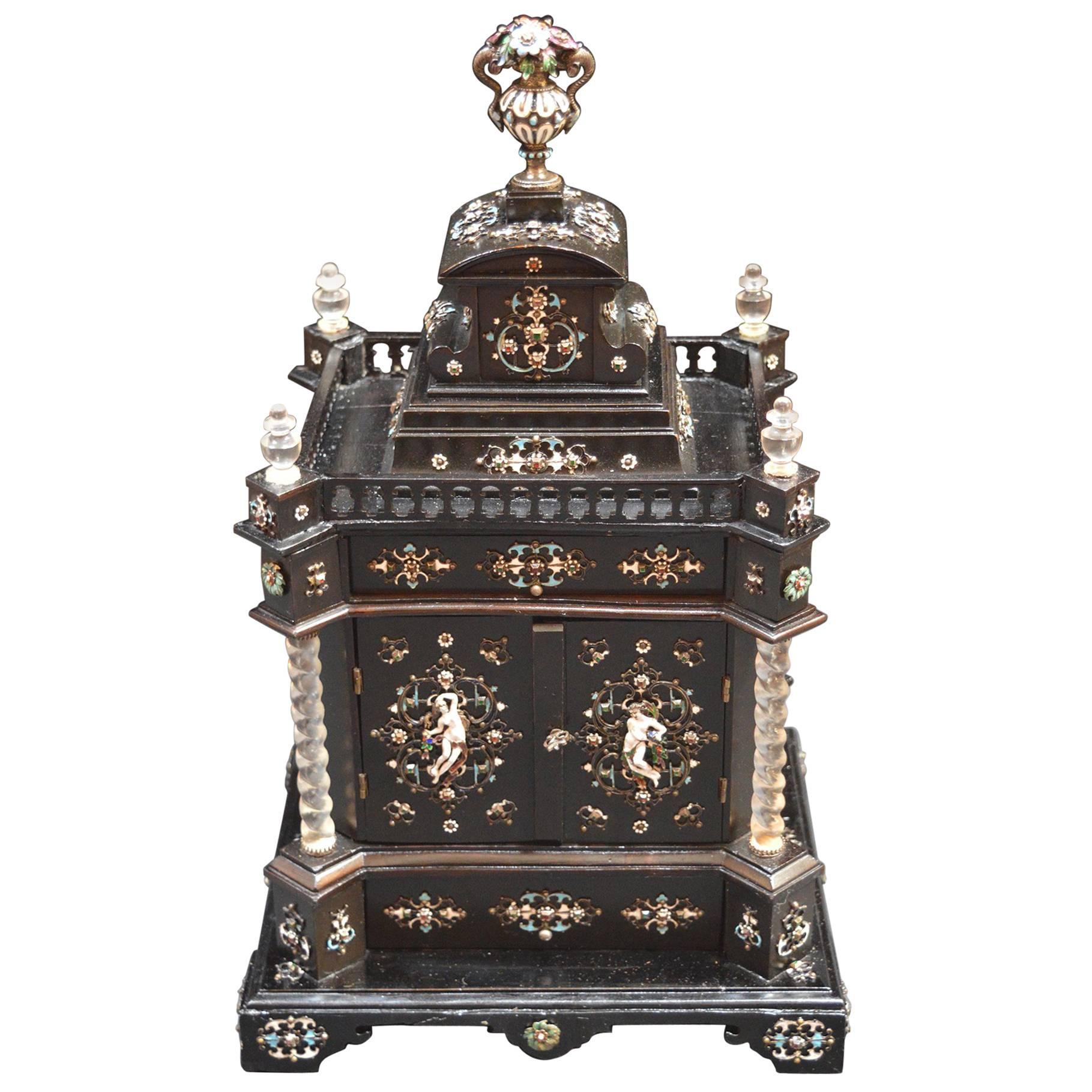 Boîte à bijoux autrichienne en ébène du 19e siècle, montée en cristal de roche et émaillée