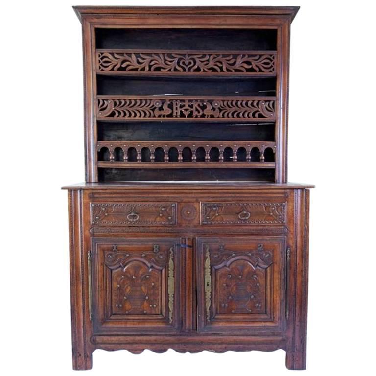 French Provincial Carved Walnut Vaisselier, 18th Century