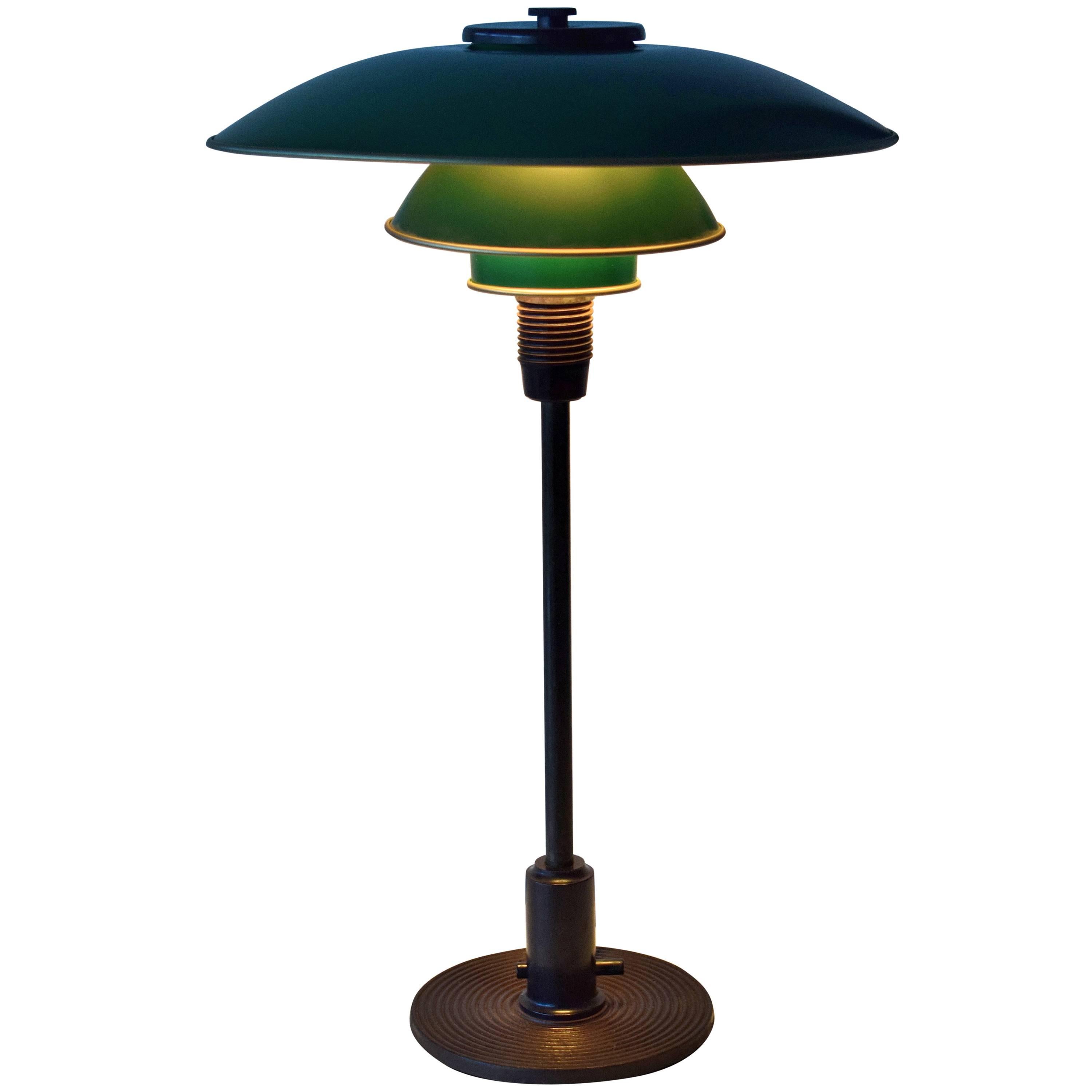 Poul Henningsen 3/2 Table Lamp with Green Lacquered Metal Shades For Sale