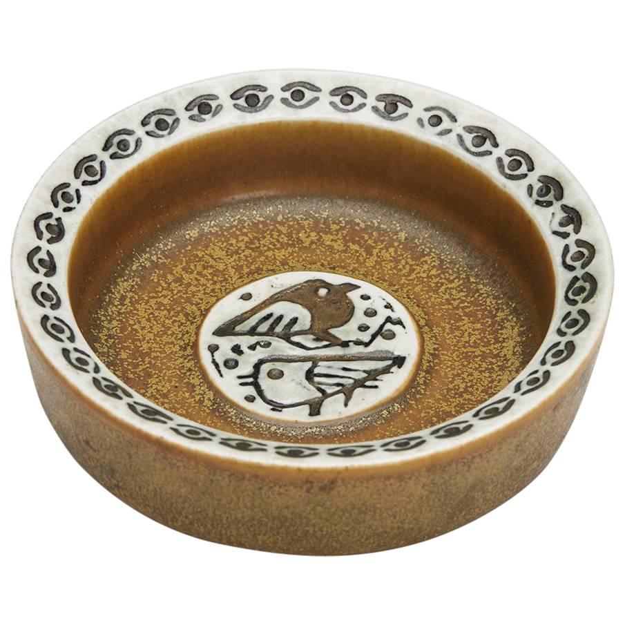 Scandinavian Gustavsberg Studio Pottery Bird Dish Lisa Larson, circa 1960