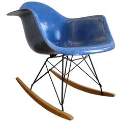 Vintage Herman Miller Charles Eames Fiberglass Rocking Lounge Chair