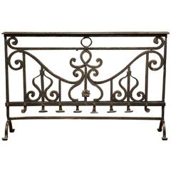 18th Century French Patinated Wrought Iron Fireplace Screen 18th Century French Patinated Wrought Iron Fireplace Screen