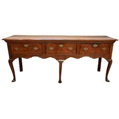 Elegant Early 19th Century Oak Dresser