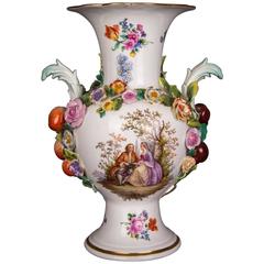 Große Meissener Porzellanvase Watteau-Szene mit Früchten und Blumen Gemälde
