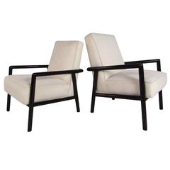Pair of Stylish Modern Lounge Chairs by T.H. Robsjohn-Gibbings 6