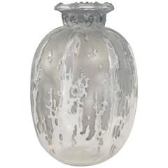Antique Rene Lalique Vase "Fontaines"