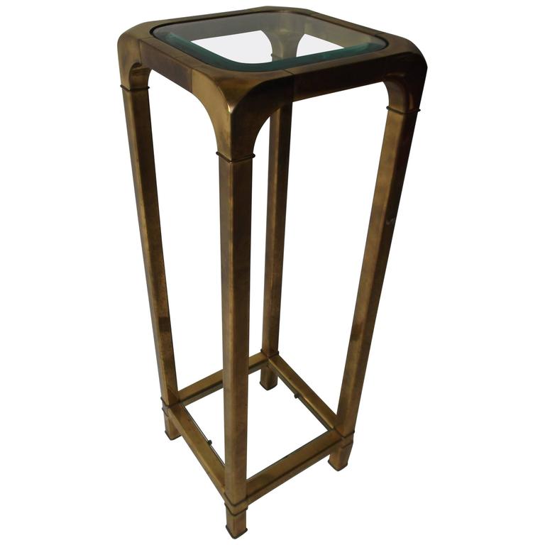 Mastercraft Brass and Glass Pedestal Stand at 1stDibs