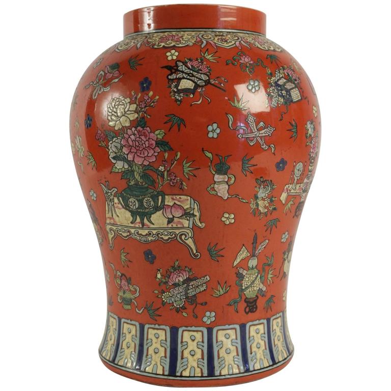 Chinese Vase from the Beginning of the 20th Century For Sale at 1stdibs