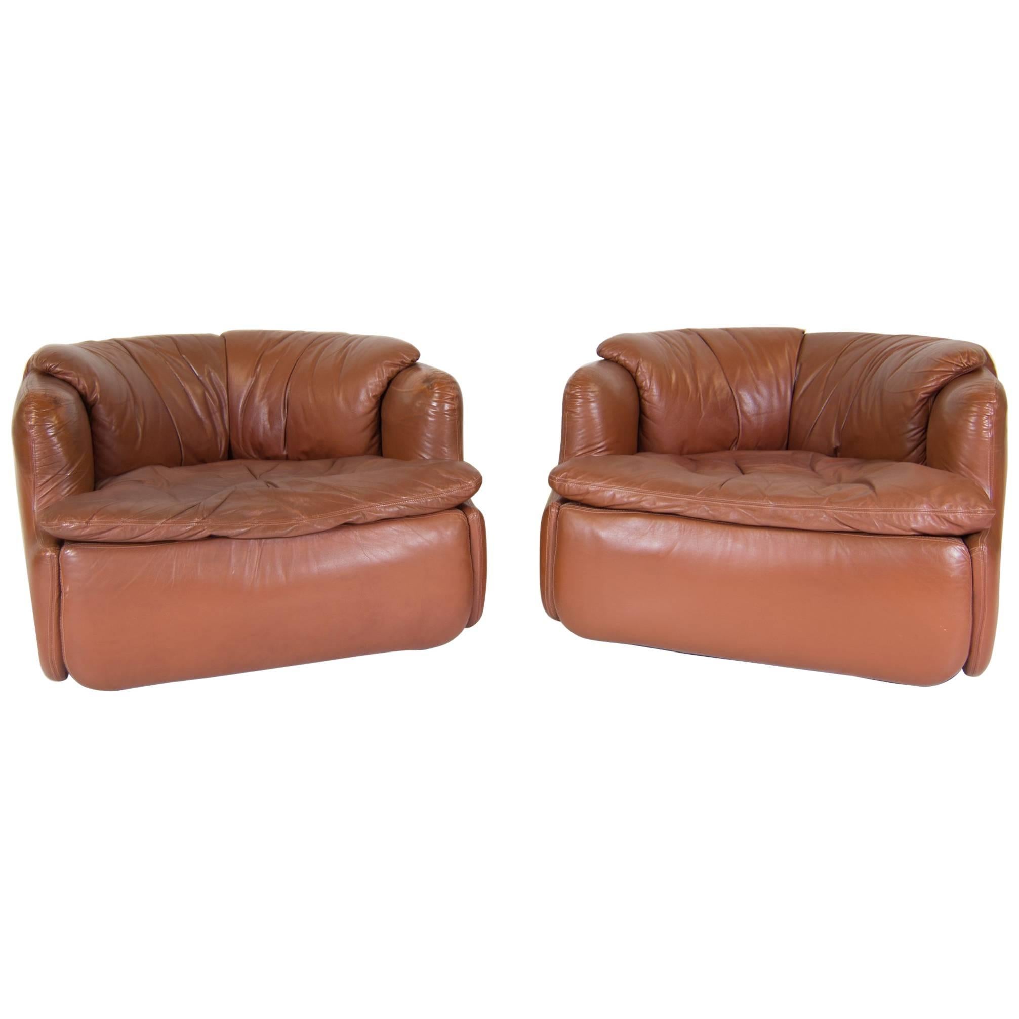 Saporiti Lounge Chairs Designed, Alberto Rosselli Model Confidential, Set of Two For Sale