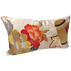 Custom Pillow Cut from a Vintage Japanese Silk Uchikake Wedding Kimono 7