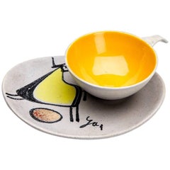 Tazza e piattino modernisti dipinti e firmati, 1960 circa