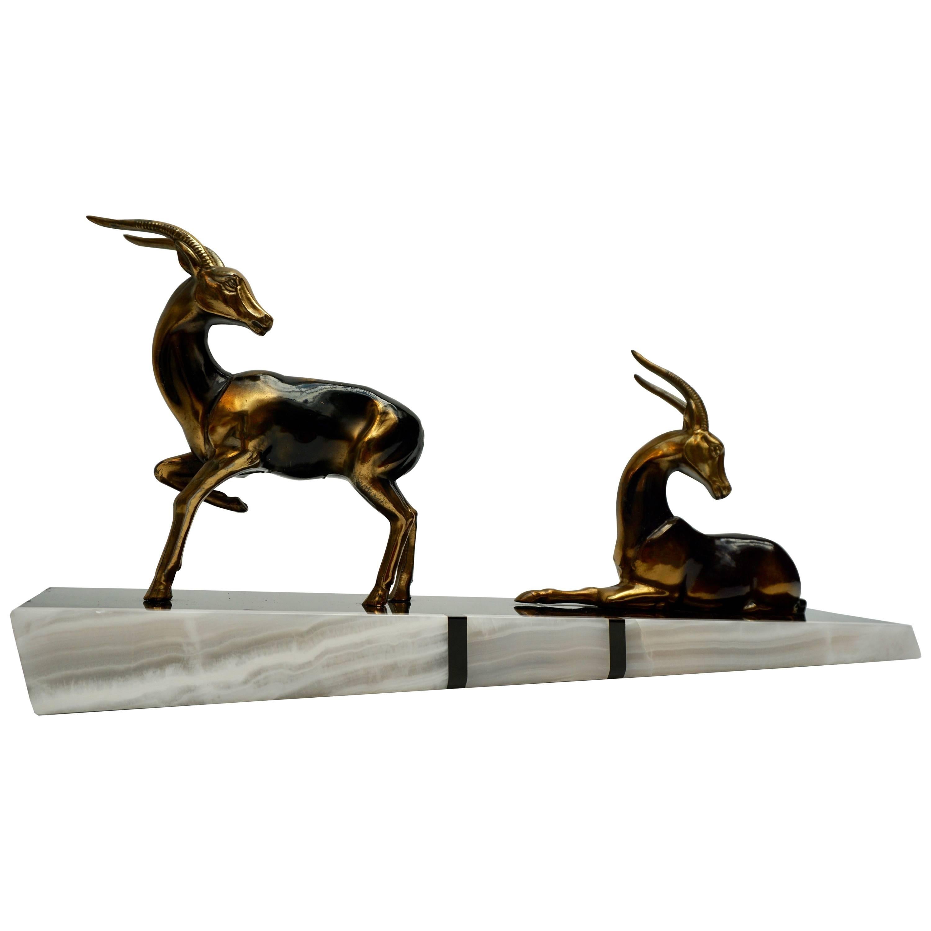 Tierskulptur aus patiniertem Metall im Art déco-Stil, Französisch