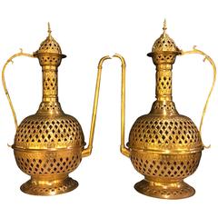 Retro Pair of Alladin Form Brass Table Lamp Conversation Pieces