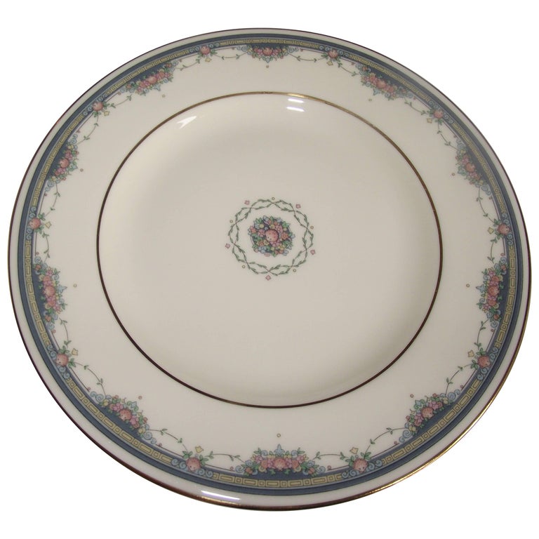 Royal Doulton China, Royal Daulton English Fine Bone China, Albany
