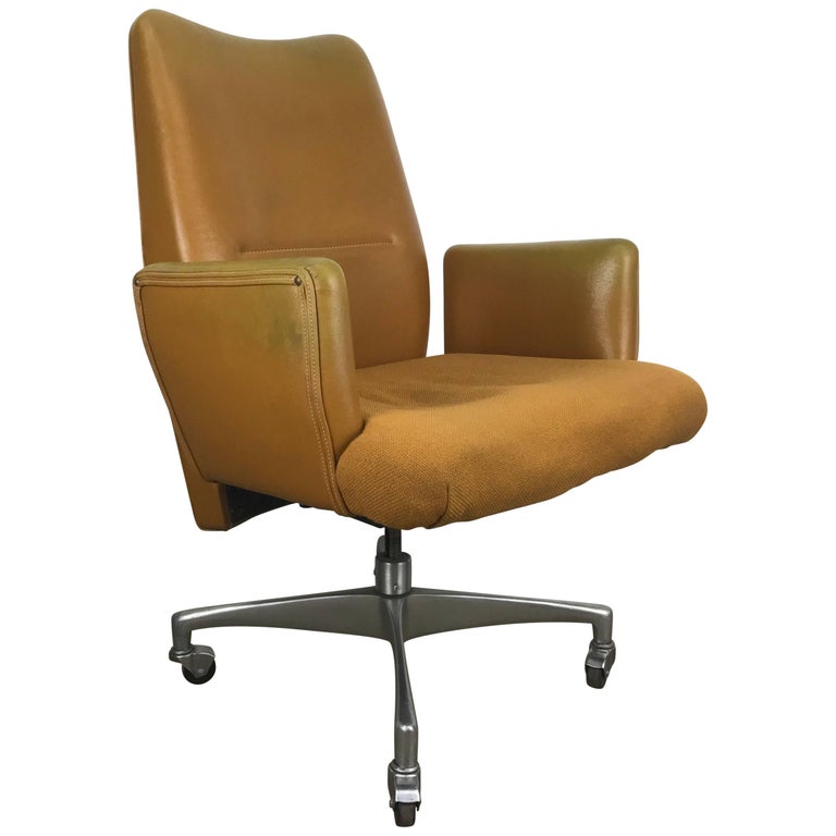 Unusual 1960s Modernist Executive Oversized Desk Chair For Sale At