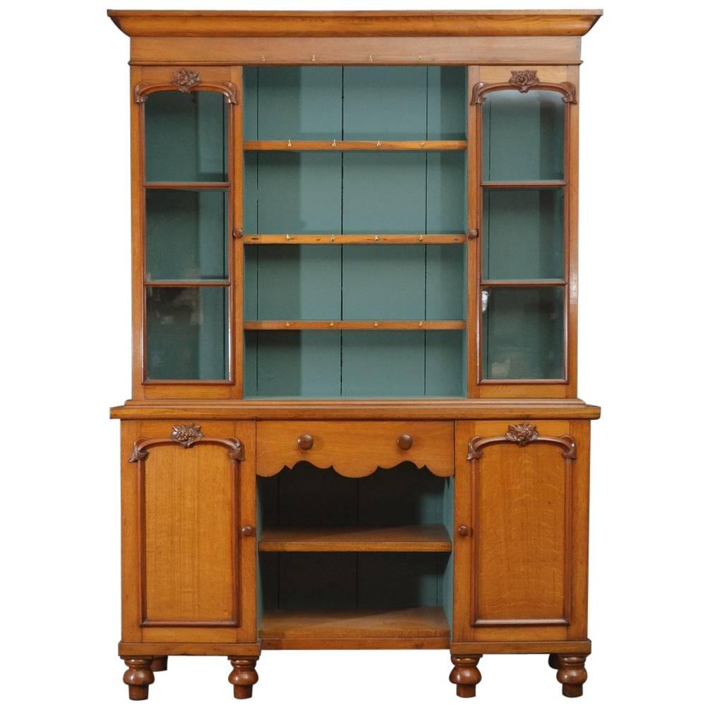 Fine Victorian Oak Dresser