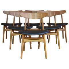 Set of Six Hans Wegner Model CH30 Oak Dining Chairs Carl Hansen & Son Denmark