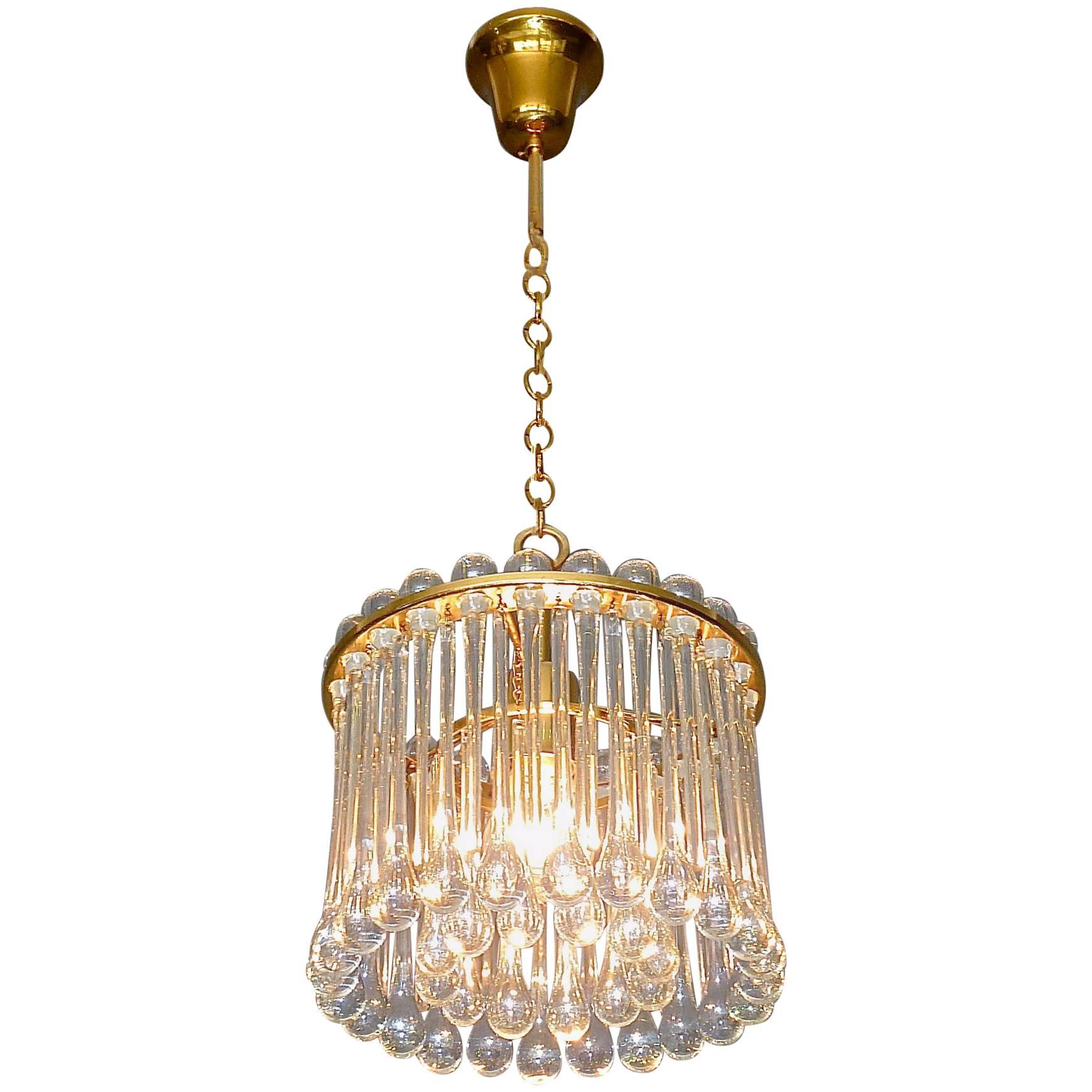 Signierter Palwa-Kronleuchter, vergoldetes Messing, Murano-Kristallglas-Tropfen, Venini-Stil, 1960er Jahre
