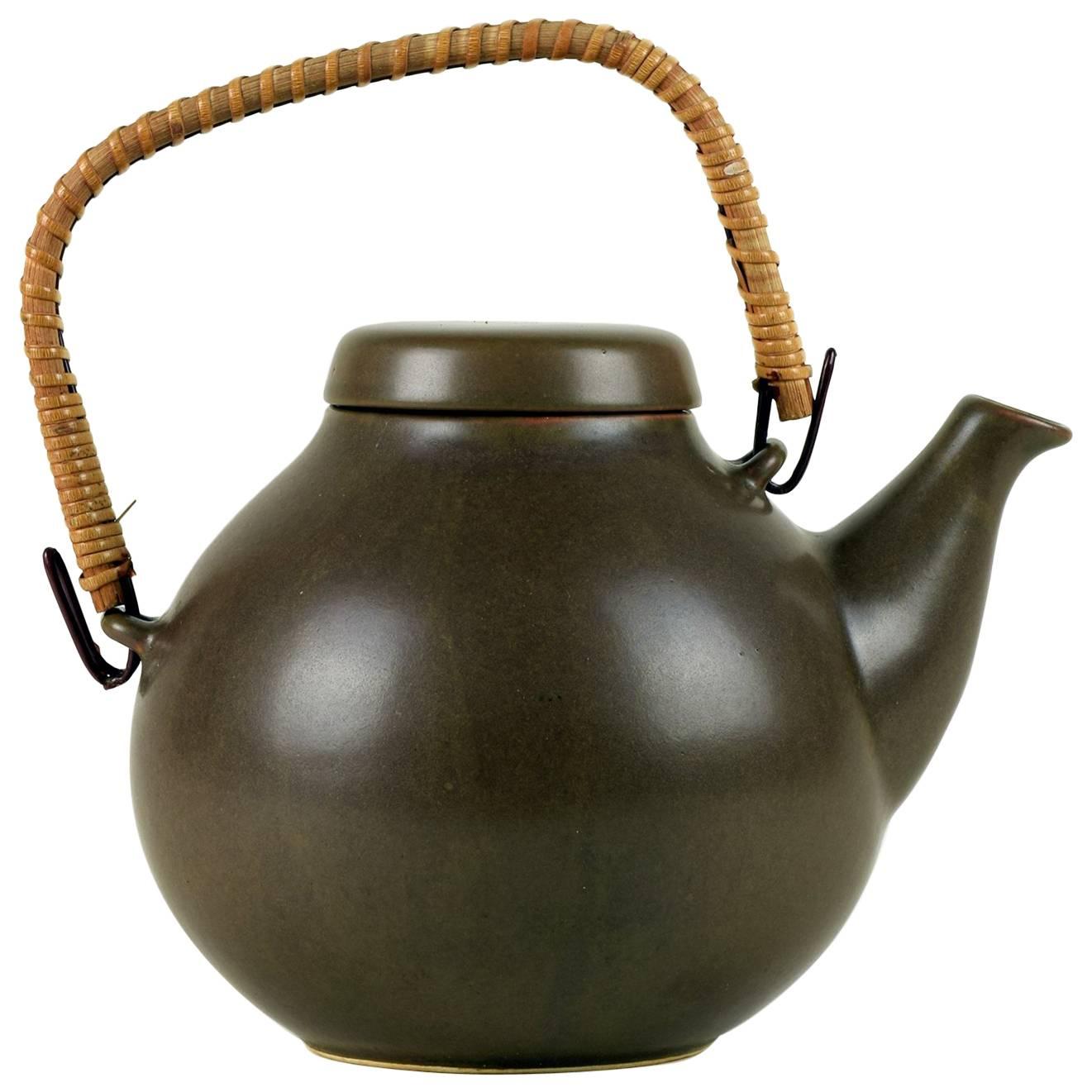 Large GA3 Teapot by Ulla Procopé for Arabia Finland, Mid-Century