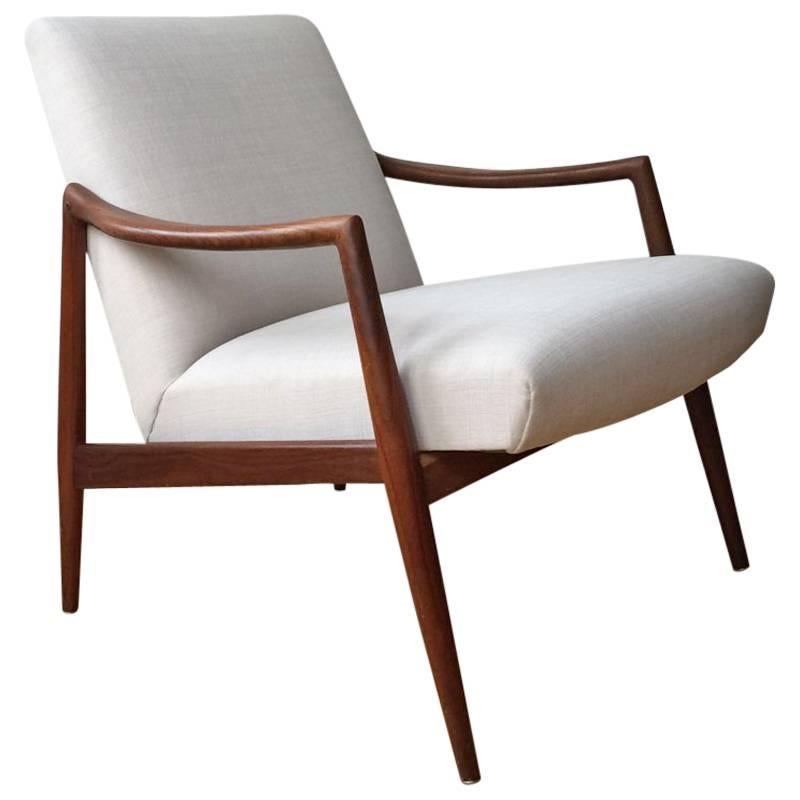 Mid-Century Teak Easy Chair by Hartmut Lohmeyer for Wilkhahn New Upholstery 1960 For Sale