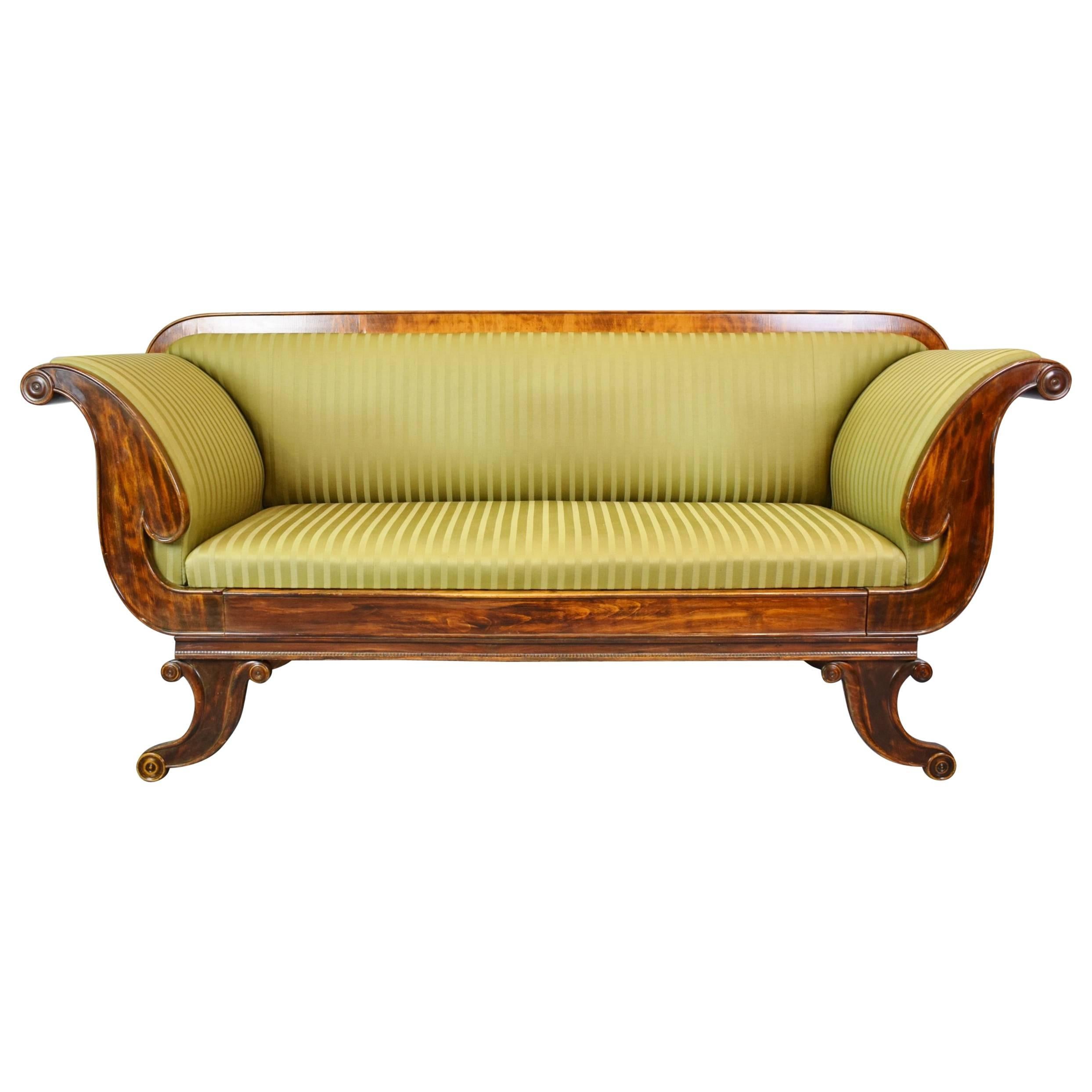 Antique Fainting Couch Chaise 5 For Sale on 1stDibs fainting couch