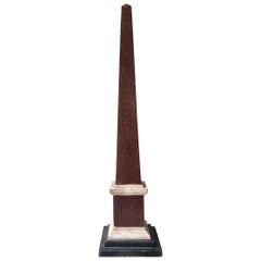 Obelisco in Wood Faux Porfido del XX secolo