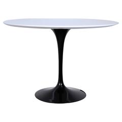 Knoll Studio 1956, Signed Saarinen Heavy Black Lacquer Base, Round White Dining