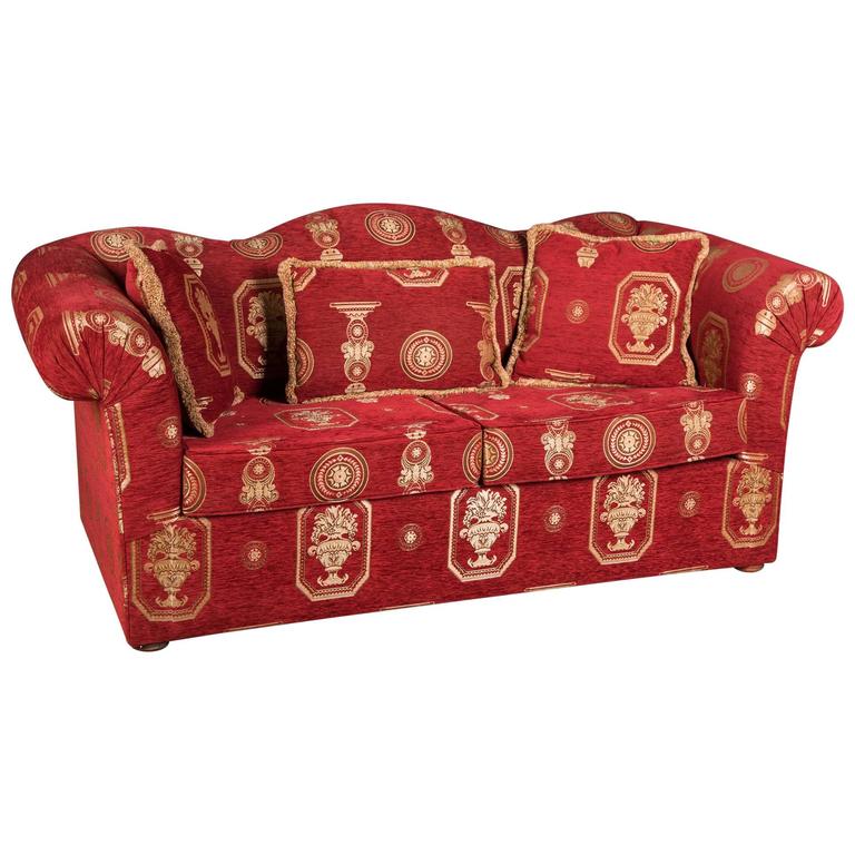 English Style Sofa "Elton" For Sale at 1stdibs