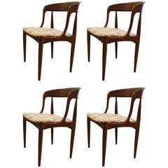 Solid Teak Danish Modern Desk Chair By Johannes Andersen For Uldum Set Of Four Dining Chairs By Johannes Andersen For Uldum Møbelfabrik