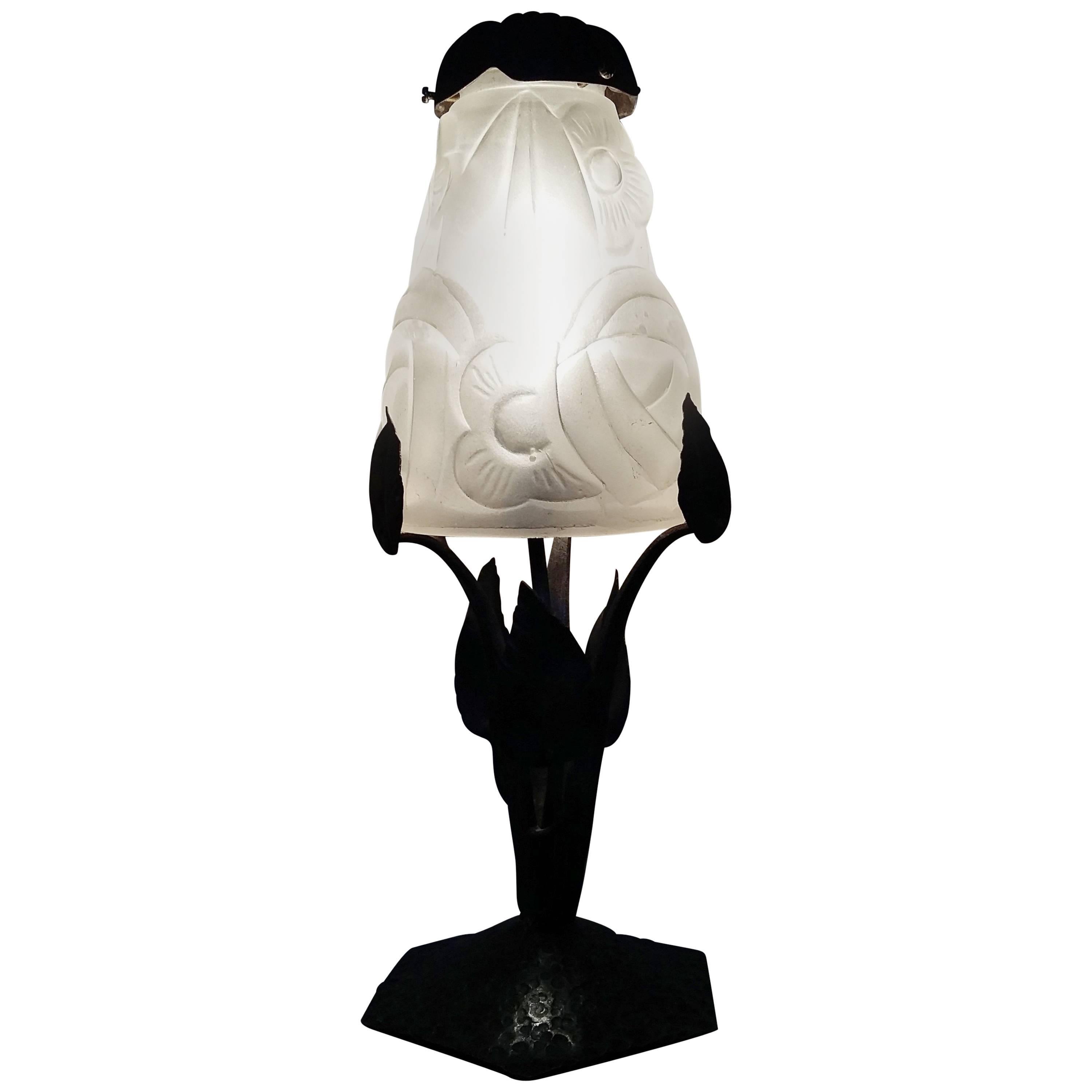 Beautiful French Art Deco Table Lamp by Degué