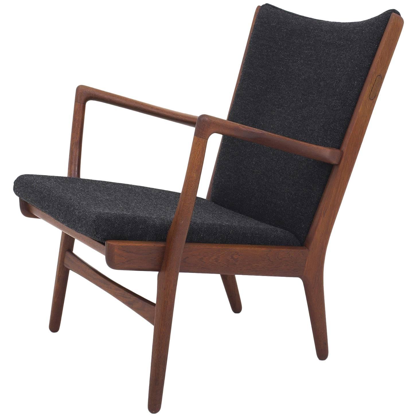 Hans J.Wegner AP16 Easy Chair