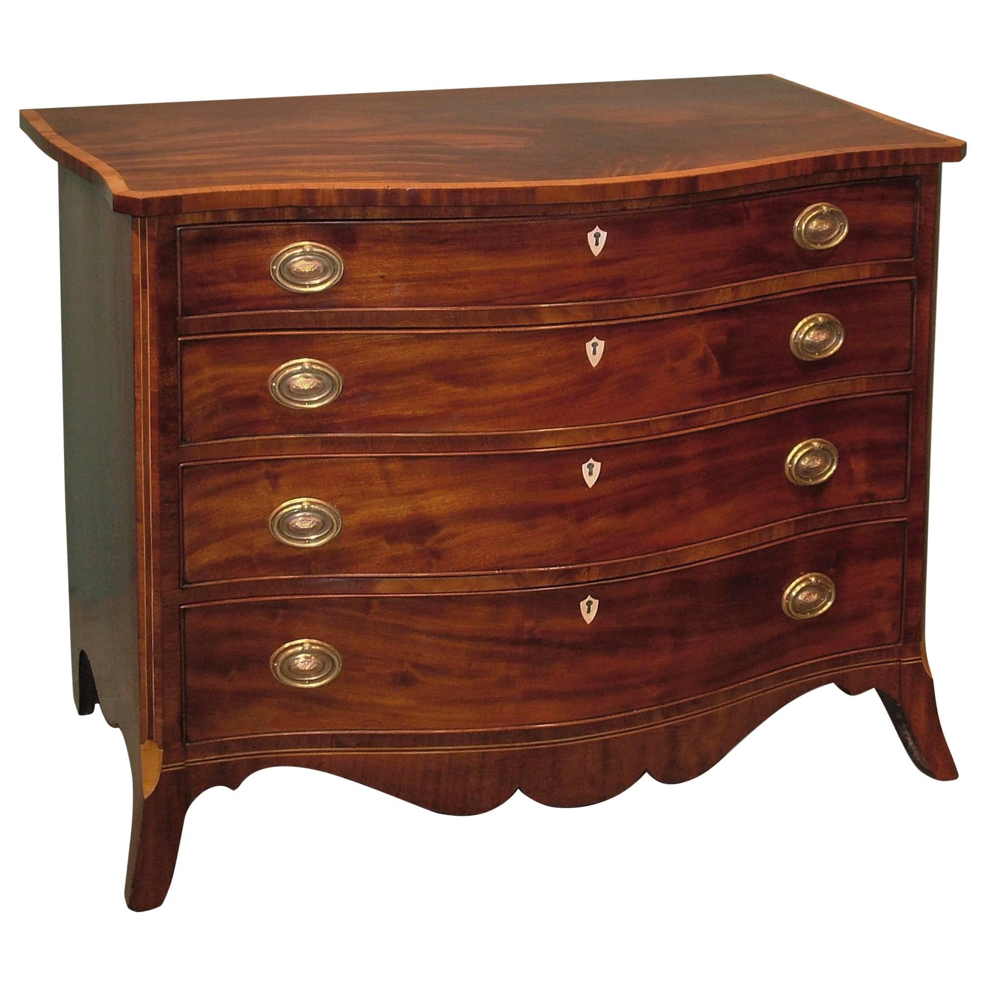 18th Century george III mahogany chest of drawers For Sale