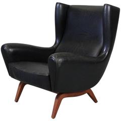 Black Leather Lounge Chair by Illum Wikkelso