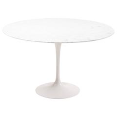 Carrara Marble Tulip Dining Table by Eero Saarinen for Knoll International
