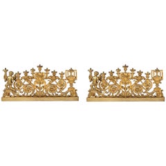Pareja de nueve candelabros de madera dorada italiana sobredimensionados del siglo XIX