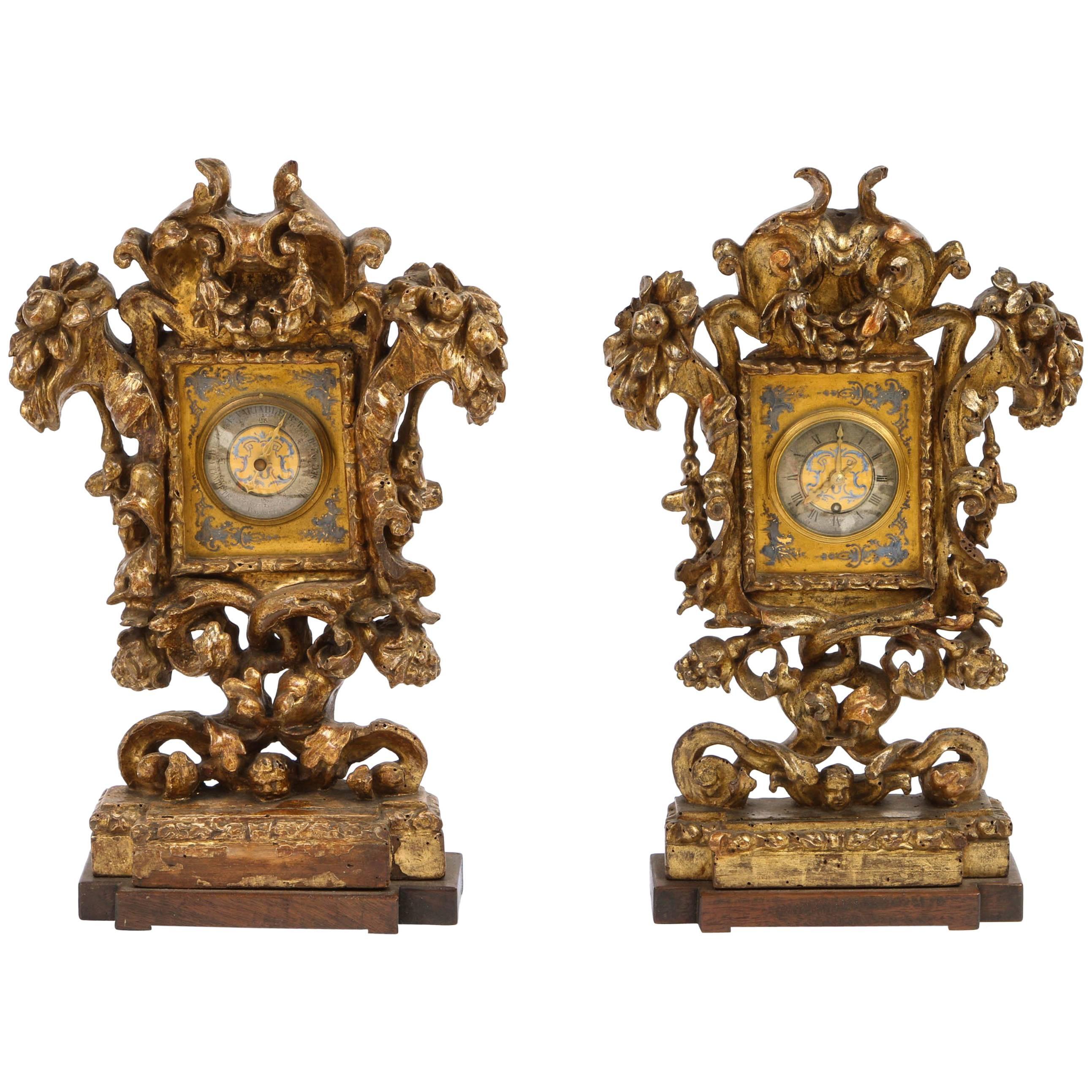 Paire d'horloges et de baromètres italiens du XVIIIe siècle
