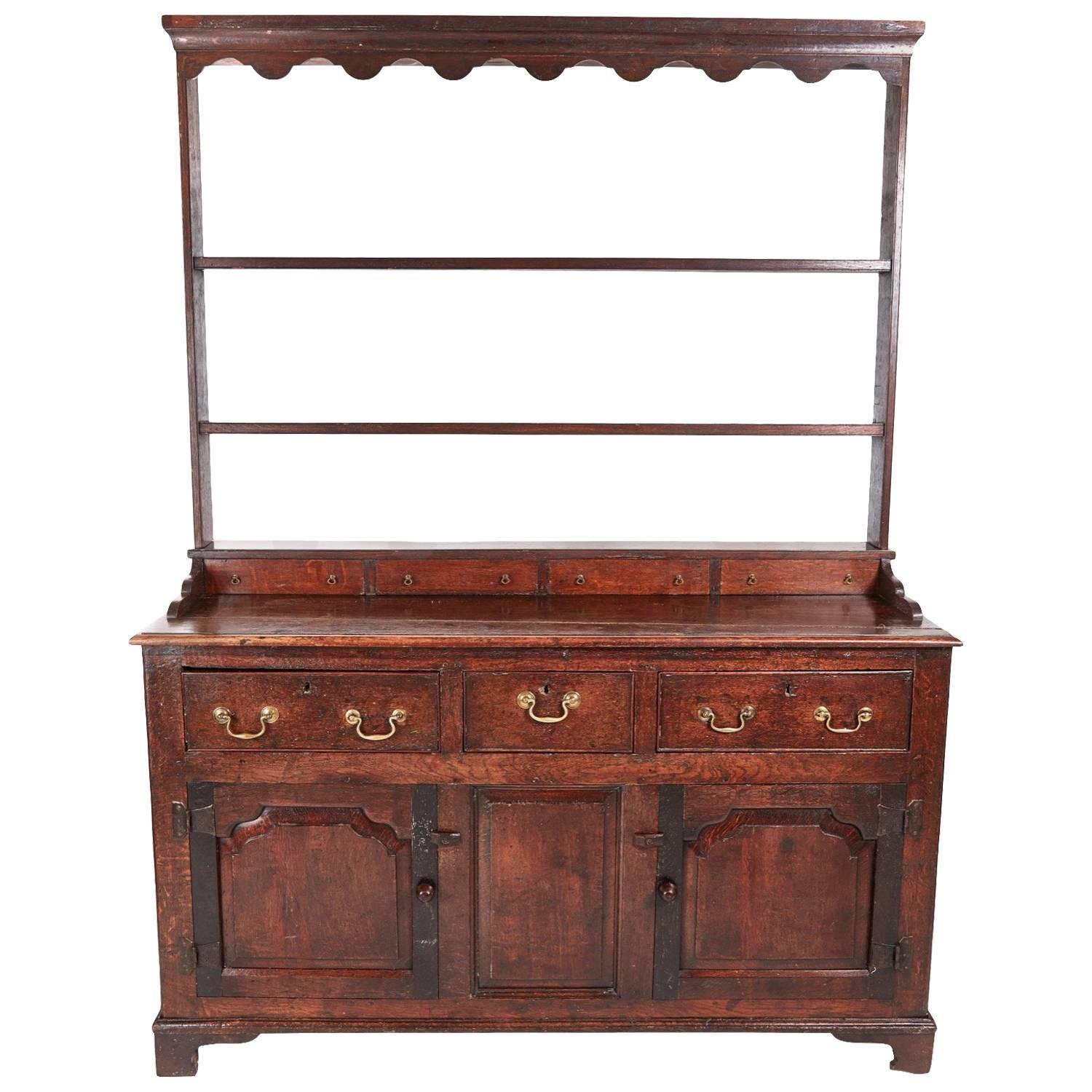Early 18th Century Oak Welsh Dresser For Sale