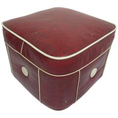 hassock/Ottoman des années 1950 en vinyle rouge cerise maraschino