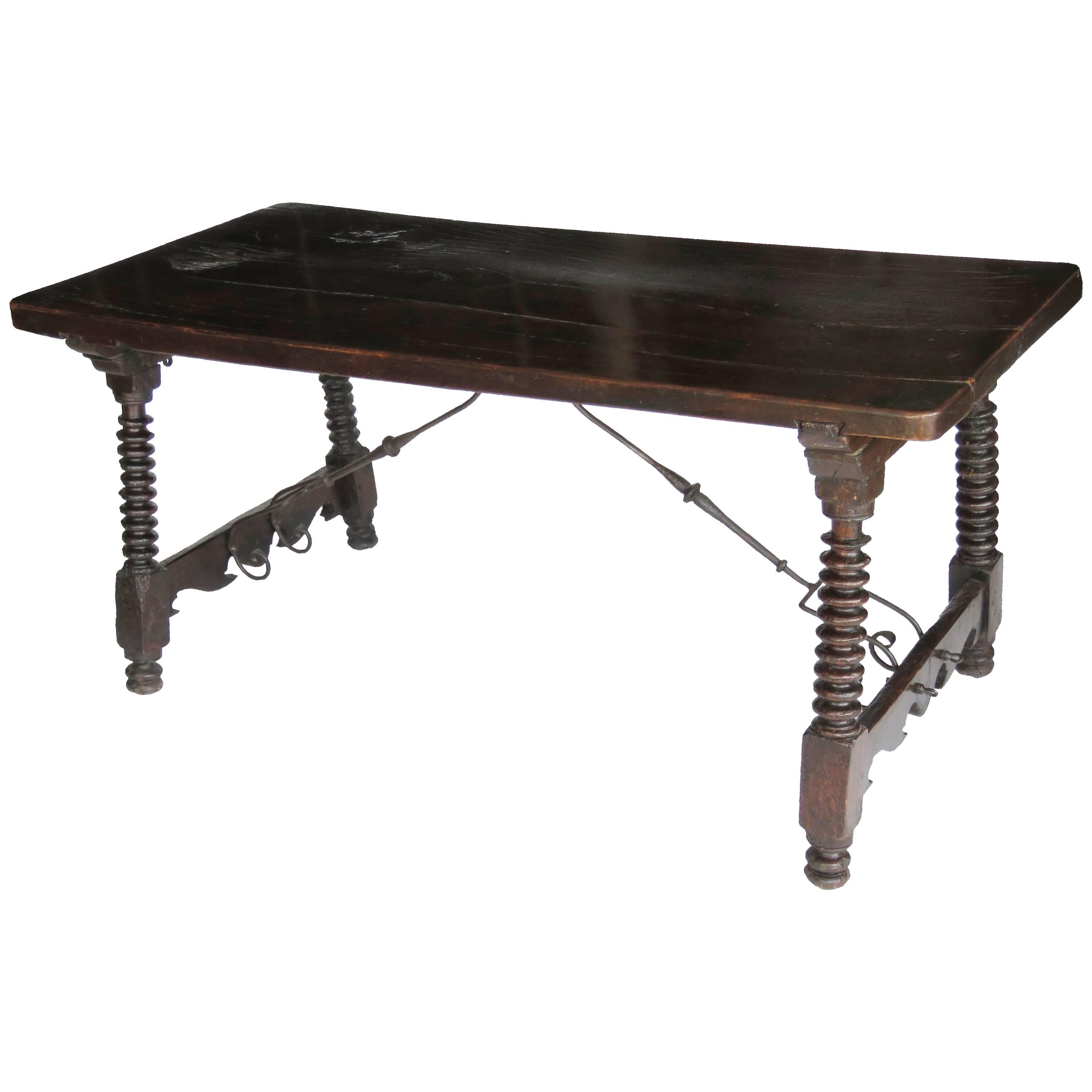 18th Century Baroque Walnut Trestle Table For Sale